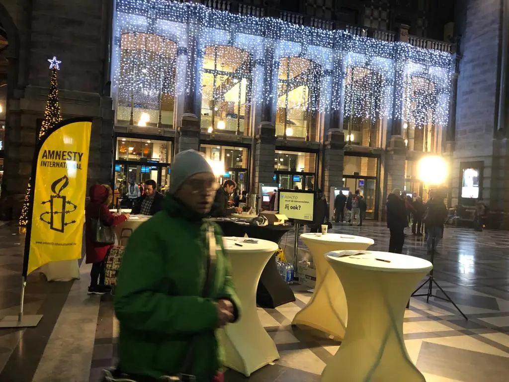 news-speak-right-now-in-antwerpen-centraal-6